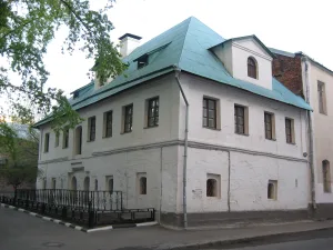 Здание Александровского подворья (Москва)