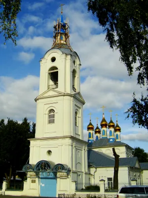 Церковь с колокольней (Покров)