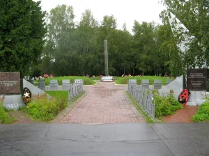 Братский мемориал «Памяти павших» (Кириши)