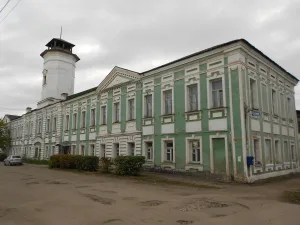 Присутственные места (Здание пожарной части) (Вышний Волочёк)