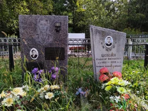 Могила Героя Советского Союза Шепелева Н.Ф. (Калуга)