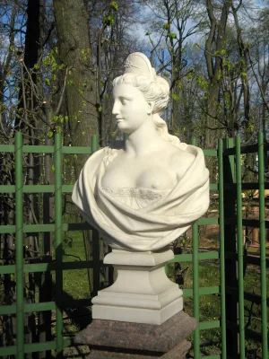 Бюст «Мир»