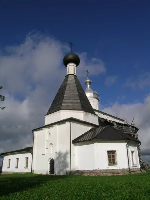 Церковь преподобного Мартиниана, игумена Белозерского, с трапезной