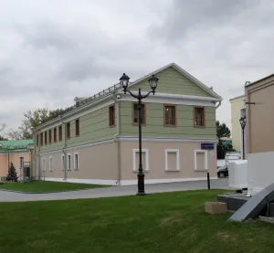 Флигель (Тверской)