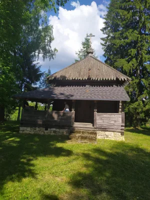 Преображенская часовня (Глазуново)