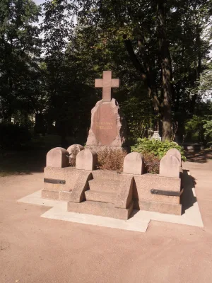 Могила Д.И. Менделеева (1834-1907), химика