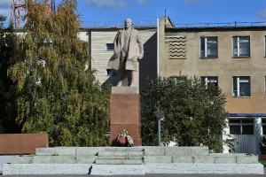 Памятник В.И. Ленину (Тара)