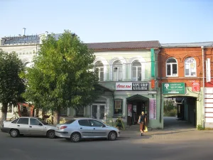 Дом жилой с магазином (Кимры)