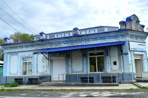 Торговая лавка купца И.Е. Смирнова