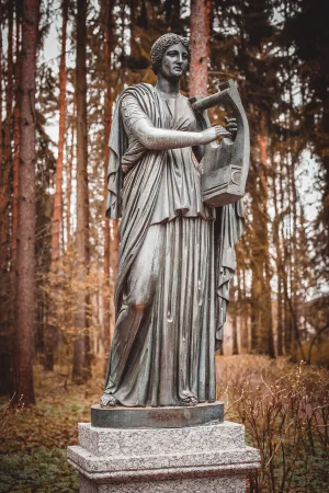 Статуя «Эрато» (Павловск)