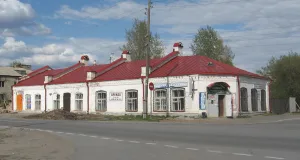 Торговые ряды (Тобольск)