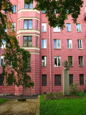 Доходный дом Г.А. Коха. Дом, где в октябре 1917 г. жил В.И. Ленин