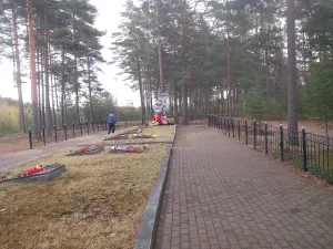 Братская могила советских воинов, погибших в борьбе с фашистами (Высоцк)