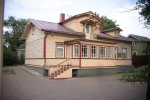Дом, в котором в 1905-1908 гг. нелегально жил А.Г. Шлихтер; в 1906-1907 гг. в этом доме бывал В.И. Ленин (Выборг)