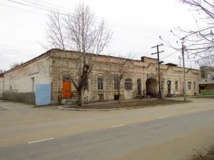 Магазин и склады Башкирова (Троицк)