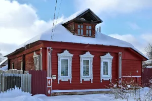 Дом, в котором в 1907 г. был арестован П.Д. Гусев, один из создателей Шуйской большевистской организации (Шуя)