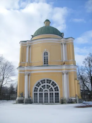 Угловая башня (Стрельна)