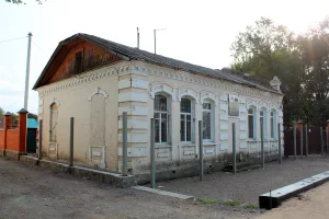 Здание художественных мастерских (Уссурийск)