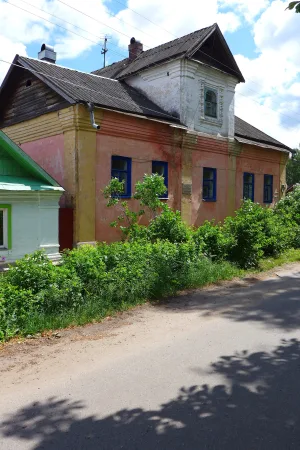 Жилой дом (Осташков)