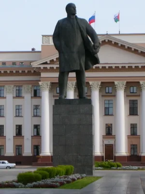 Памятник В.И. Ленину (Тюмень)