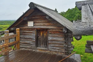 Амбар Лимонникова (Малые Корелы)