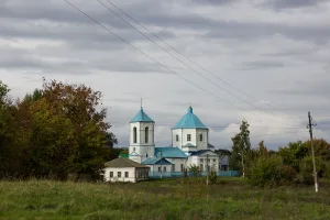 Дмитриевская церковь с интерьером