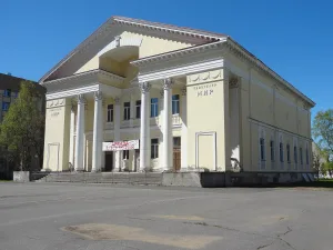 Кинотеатр Мир