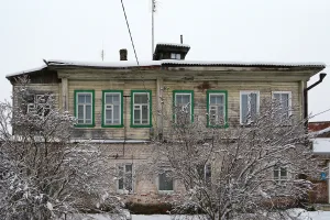 Дом жилой. В этом доме в 1927-1935 гг. жил Герой Советского Союза А.Ф. Мошин (Вязники)