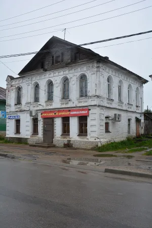 Жилой дом с лавкой (Макарьев)