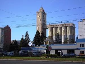 Комплекс бывшей мельницы купца А.В. Кузнецова (основной корпус и дымовая труба) (Челябинск)