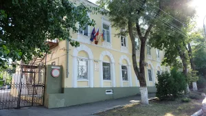 Дом Лакиера (Таганрог)