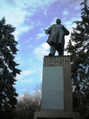 Памятник Ленину на улице Большая Садовая (Ростов-на-Дону)