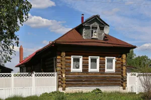 Дом Ларионовой (Лучинки)