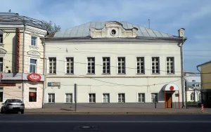 Дом Исаевых