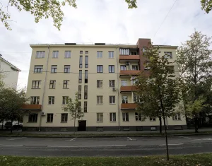Улица Доватора 9