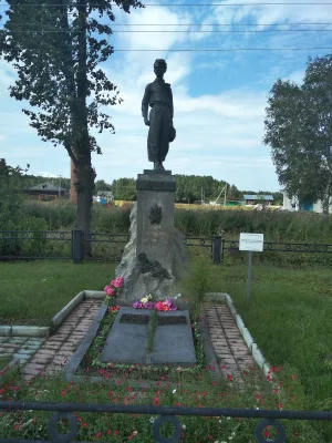 Могила П. Морозова, пионера (1918-1932) и его брата Феди (Герасимовка)