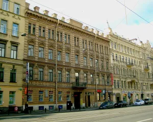 Дом, в котором в 1917-1918 гг. жил поэт С.А. Есенин, в 1922-1937 гг. — писатель К.А. Федин