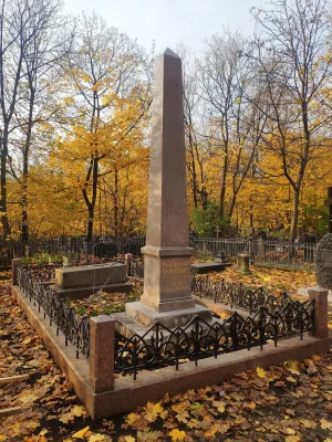 Могила Грановского Тимофея Николаевича (1813-1855), историка-медиевиста, профессора МГУ (Алексеевский)