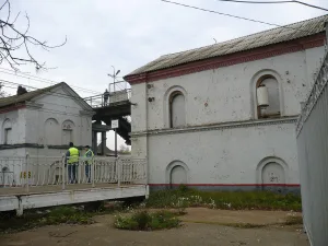 Комплекс из двух водонапорных башен на станции «Подсолнечная» Октябрьской железной дороги (Солнечногорск)
