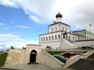 Церковь дворцовая Сошествия Святого Духа (Казань)