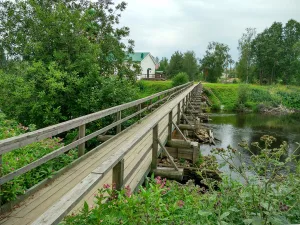 Пешеходный мост через Олонку (Алексеевский мост) (Олонец)