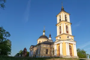 Церковь (Воскресенье)