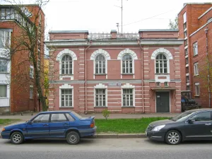 Жилой дом (Кронштадт)