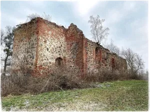Руины кирхи Штаркенберга