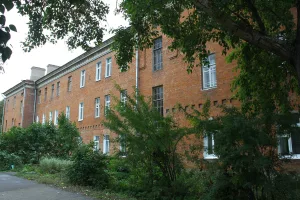 Дом с 12 квартирами (Омск)