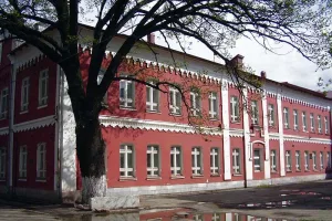 Здание реального училища, где работал К. Э. Циолковский (Калуга)