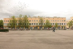 Общественное здание (гостиница «Корела») (Приозерск)