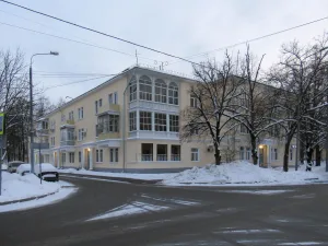 Главная улица, 6