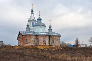 Козьмодемьянская церковь с интерьером (Козьмодемьяновка)