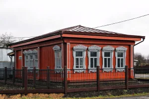 Здание, в котором жил и работал художник — заслуженный деятель искусств, лауреат государственной премии Н.М. Парилов (Палех)